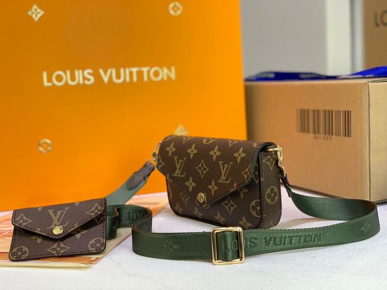 LV BAG Pochette Metis M80091 17x9.6x3.5 cm