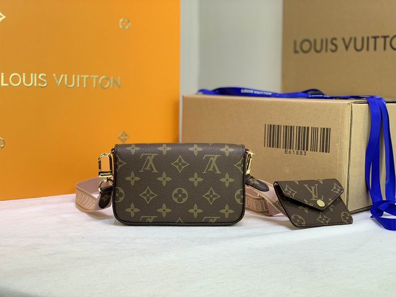 LV BAG Pochette Metis M80091 17x9.6x3.5 cm