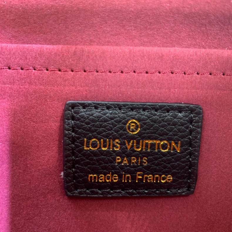 LV BAG Micro Metis M80447 L23.5x13x4.5 S18.5x11x4.5 cm 