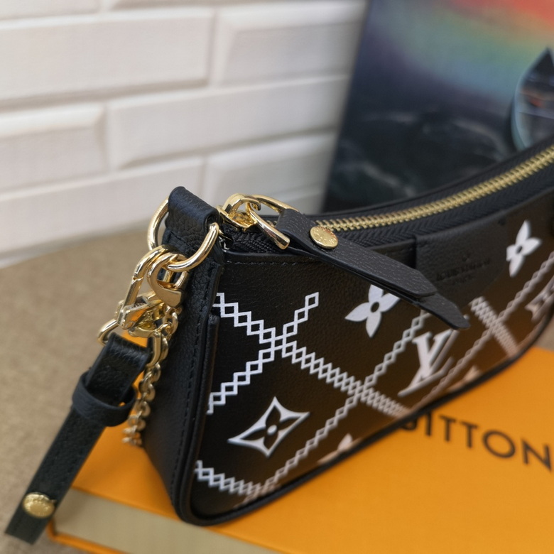 LV BAG Easy Pouch On Strap M80480 19X11.5X3cm