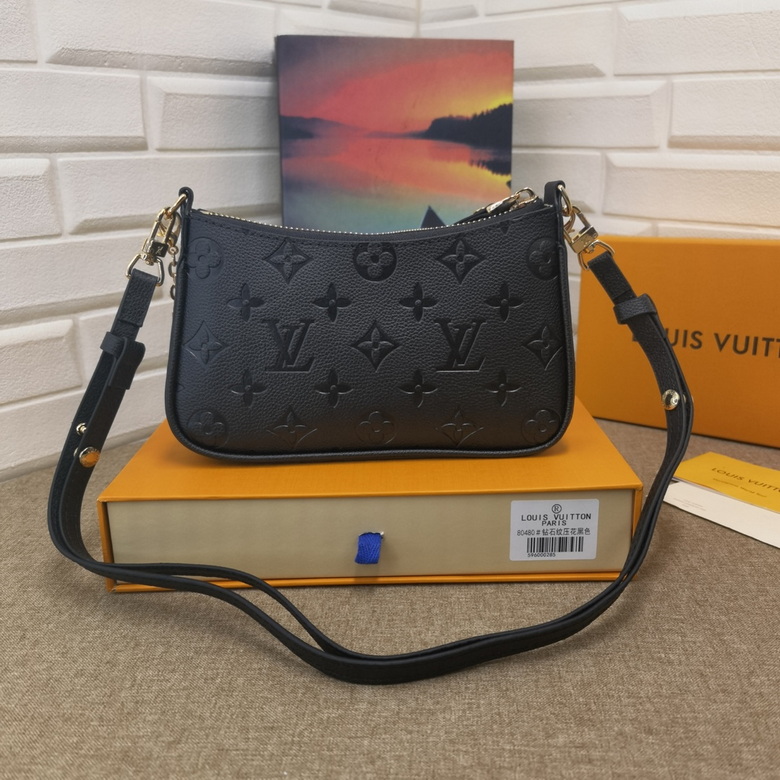 LV BAG Easy Pouch On Strap M81066 19x11.5x3cm