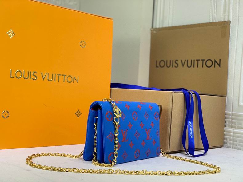 LV BAG Pochette Metis M80742 20x14x8 cm cs