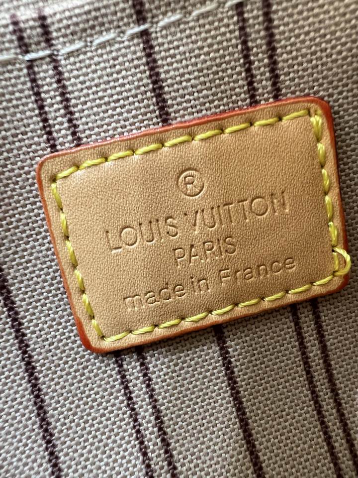 LV BAG Easy Pouch On Strap M80480 19X11.5X4cm