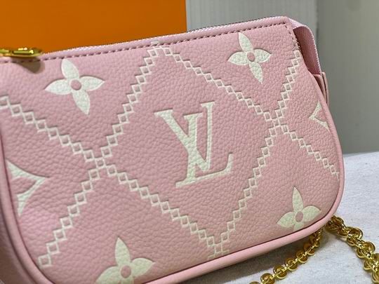 LV BAG Mini Pochette Acc M81140 15.5x10.5x4cm