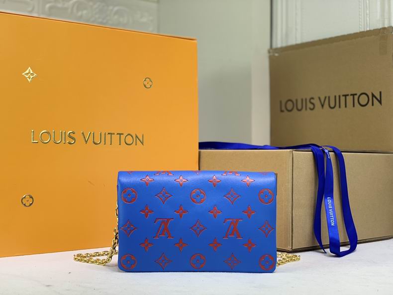 LV BAG Pochette Metis M81708 20x14x8 cm cs