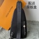 LV Chest pack 003678 30X17X5cm XM