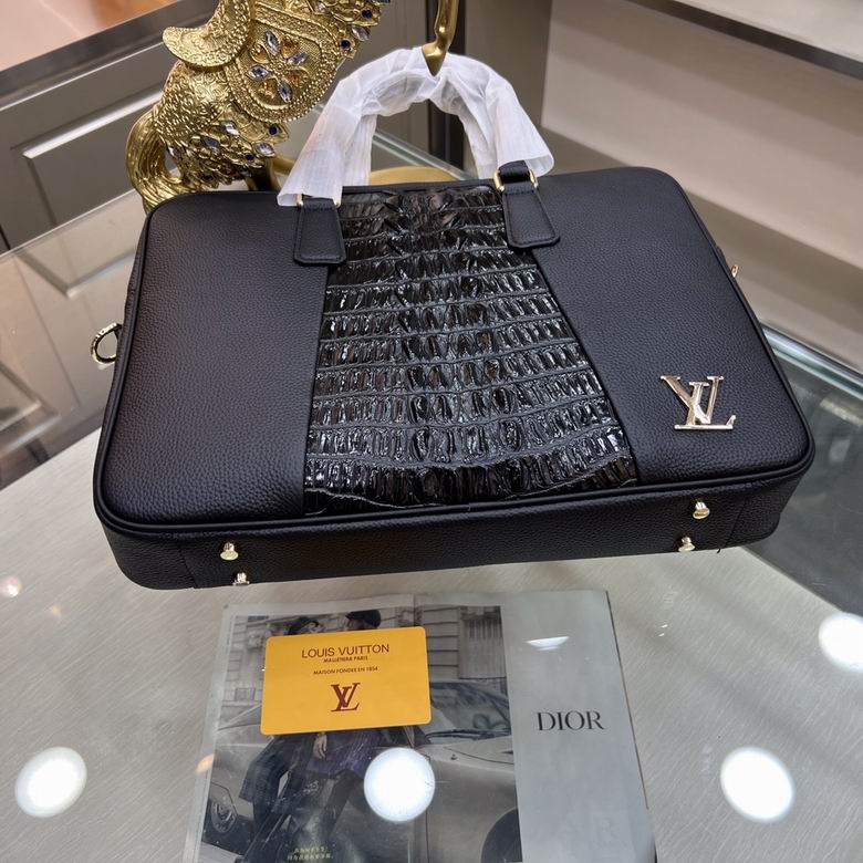 LV briefcase 1022682 38X6.5X29cm XM