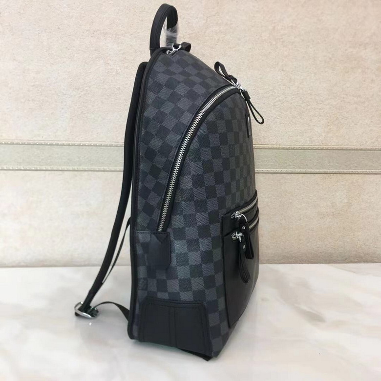 LV Backpack 2892 30X45X15cm WP