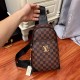 LV Chest pack 583860 28X18X11cm XM