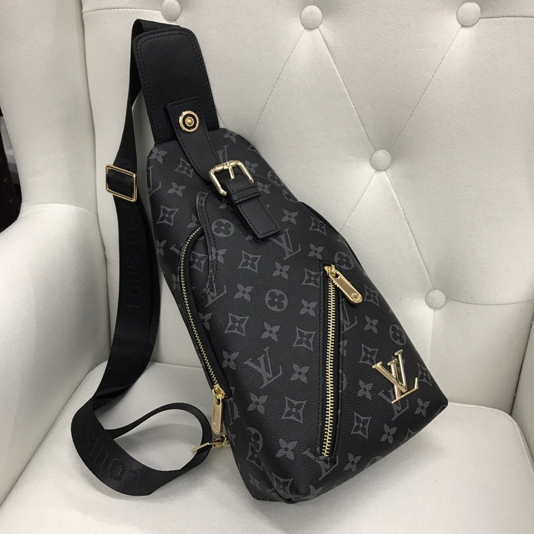 LV Chest pack 733904 28X20X6cm WP