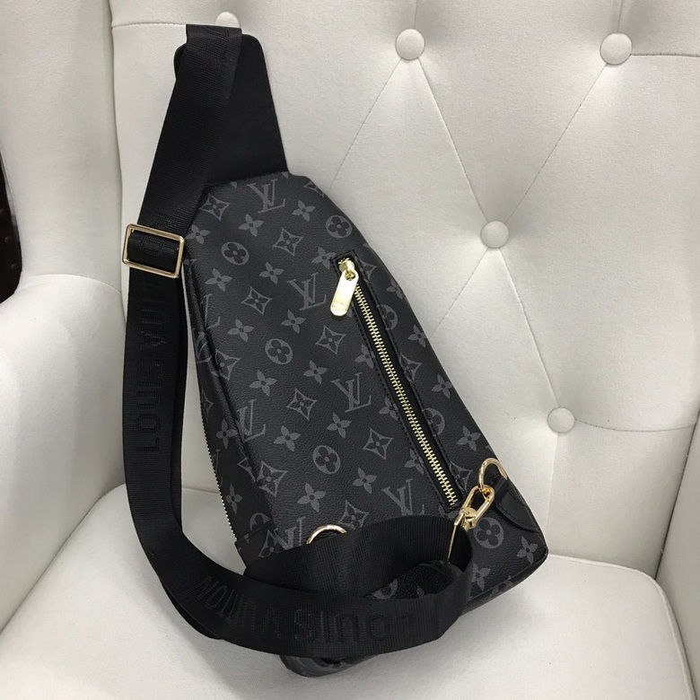 LV Chest pack 733904 28X20X6cm WP