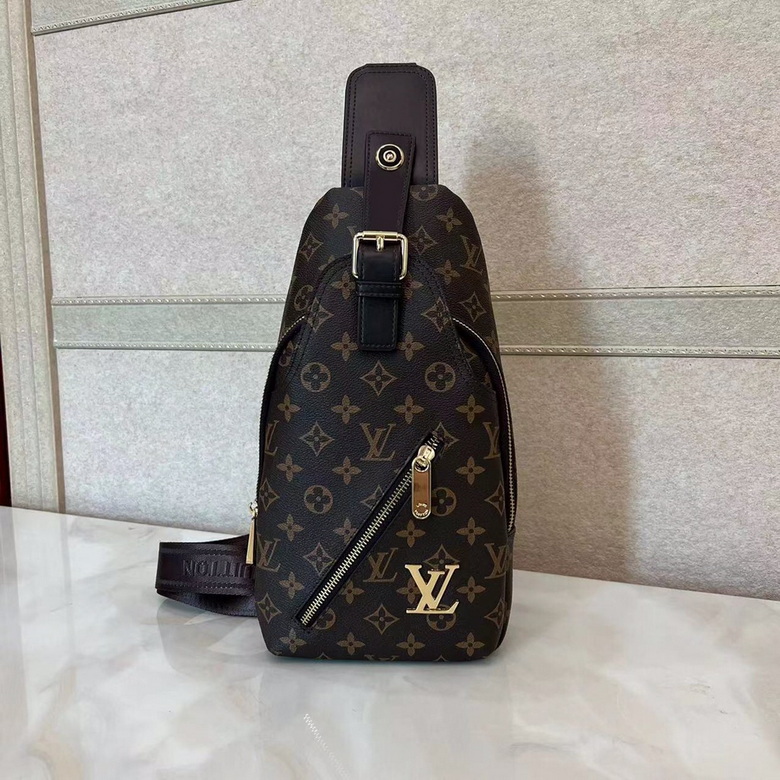 LV Chest pack 872521 23344 18X31X5cm SC