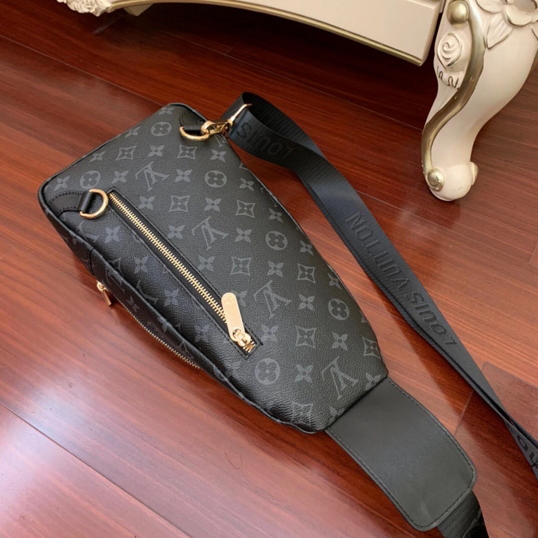 LV Chest pack 875320 33X18X8cm WP