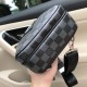 LV Chest pack 885179 29-16-6cm