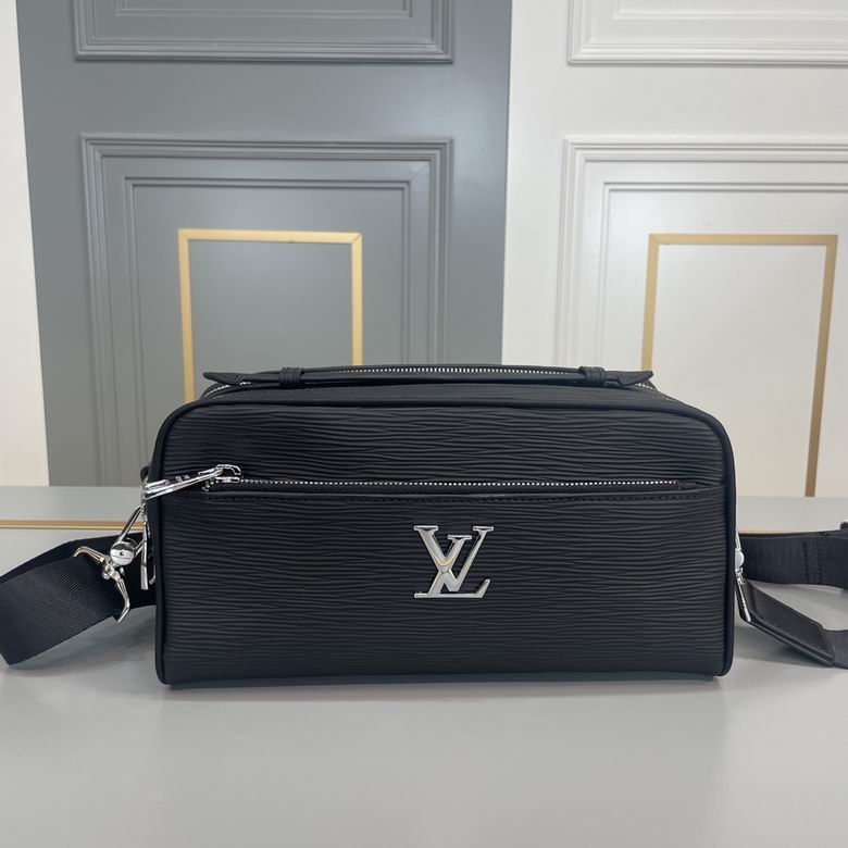 LV Chest pack 925303 25X14X11cm WP