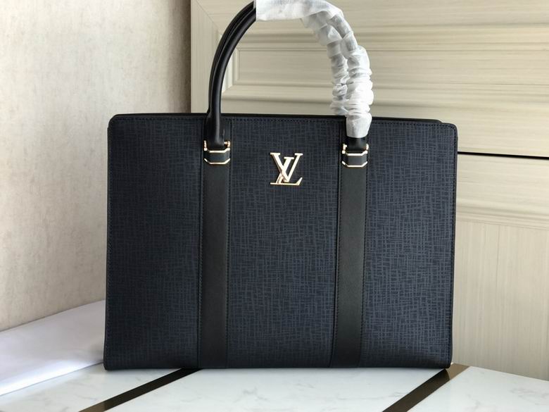 LV briefcase 958849 39X30X7cm WP