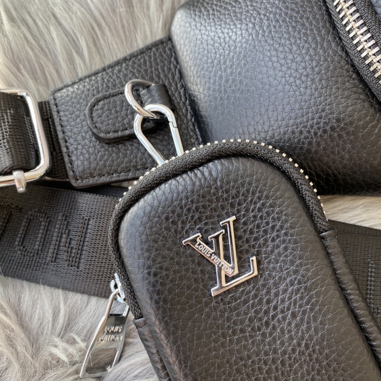 LV Chest pack L6095 28X17X5cm WP