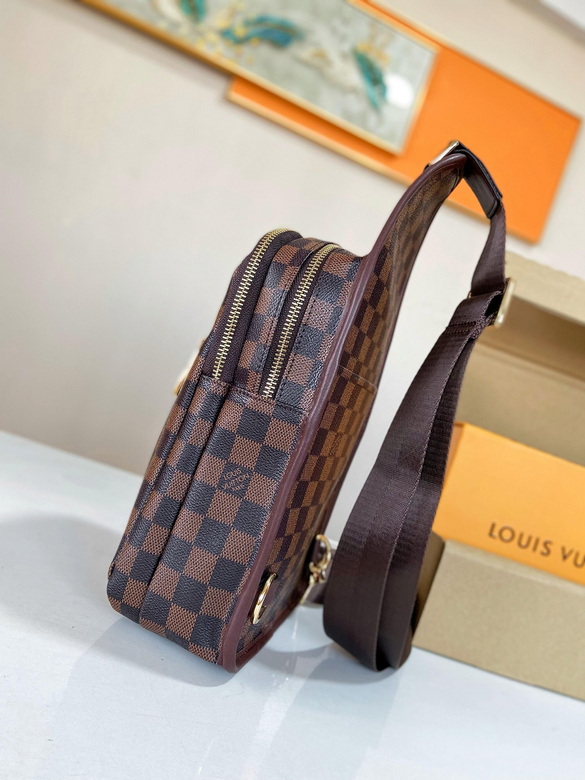 LV Chest pack LV2045 15X26X7cm XM 4colour