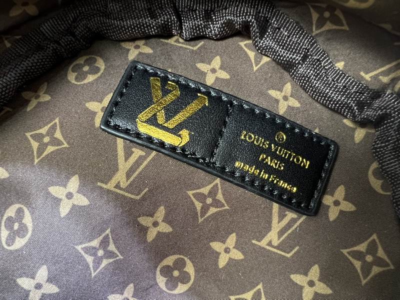 LV Backpack Pillow Palm Springs M21060 17x22x10cm ss