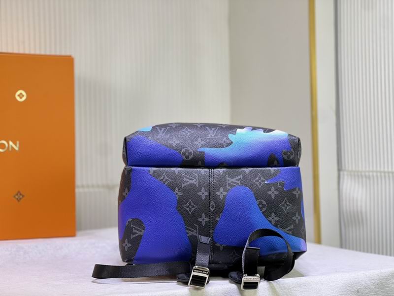 LV Backpack Discovery M21429 30x40x20cm ss