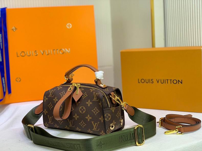 LV BAG Speedy 40724 22x13 cm cs