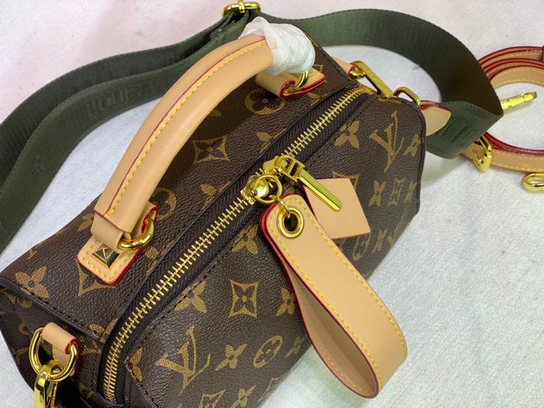 LV BAG Speedy 40724 22x13 cm cs