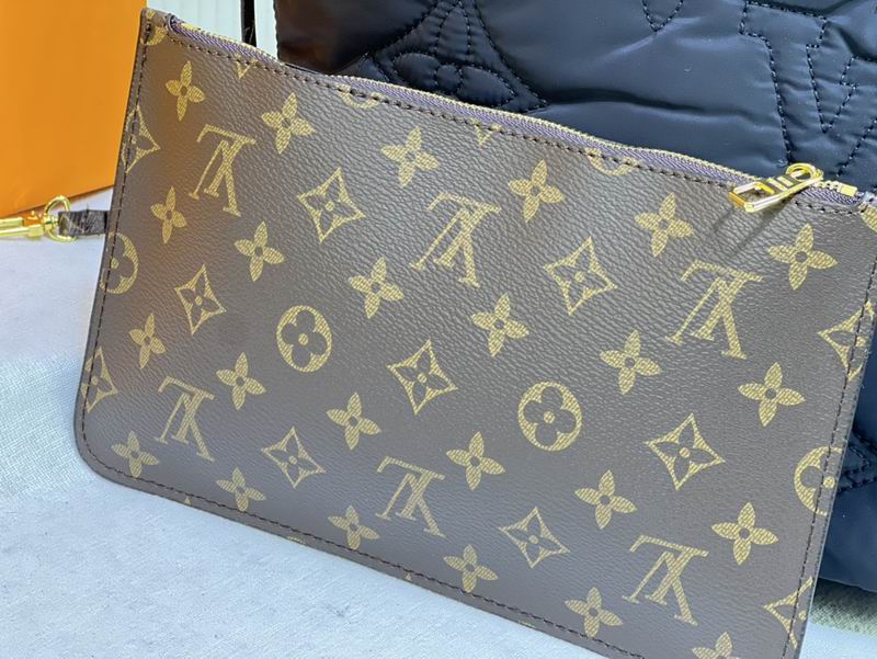 LV BAG Neverfull M40995 32x29x17cm ss