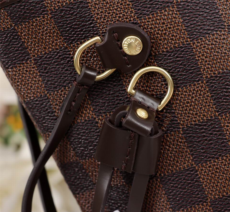 LV BAG Neverfull M40995 32X29X17 wg