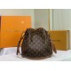 LV Bucket bag M42224