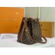 LV Bucket bag M42224