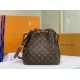 LV Bucket bag M42224