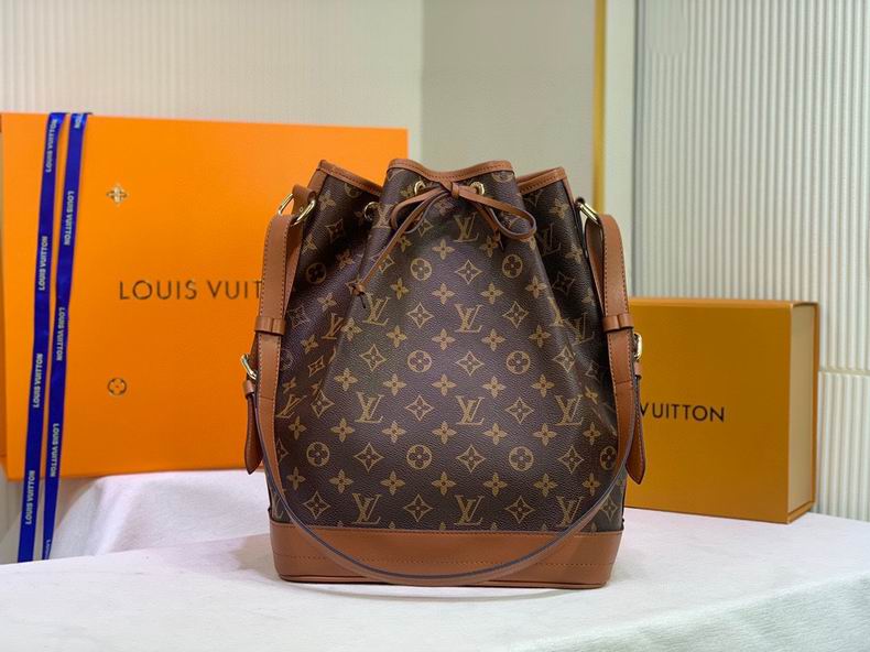 LV Bucket bag M4222402