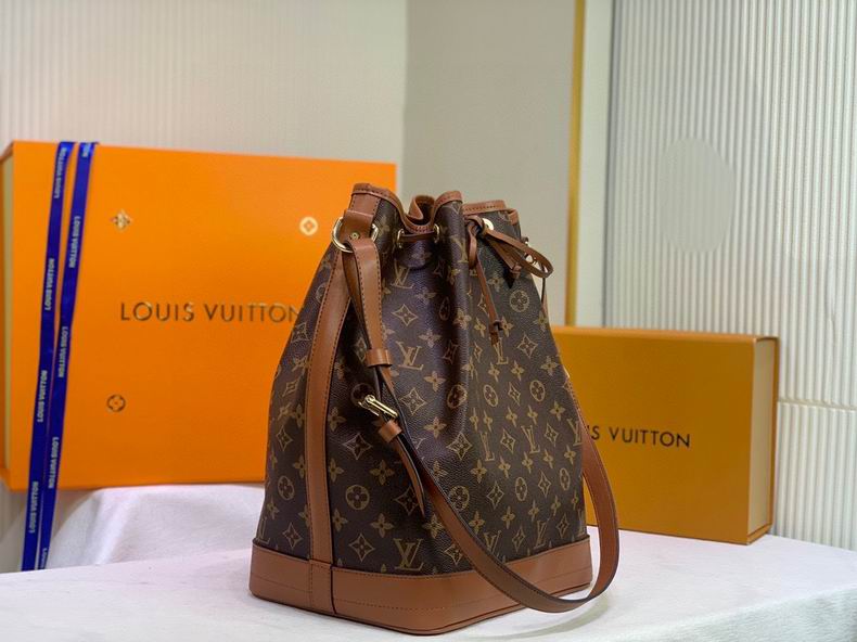 LV Bucket bag M4222402