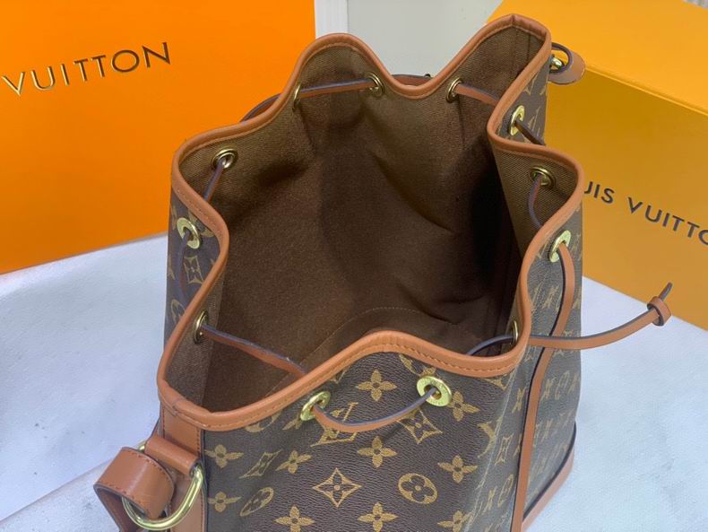 LV Bucket bag M4222402