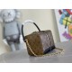 LV Bags Men M43589 16X16X16cm XM