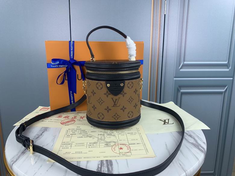 LV Bucket bag M43986