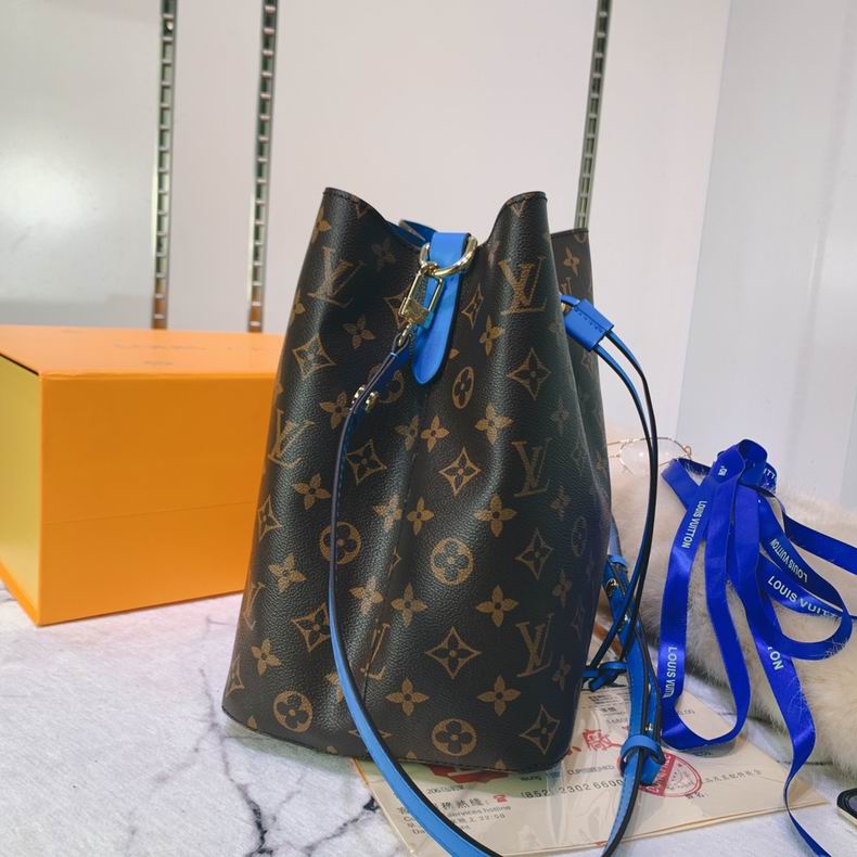 LV Bucket bag M4402202