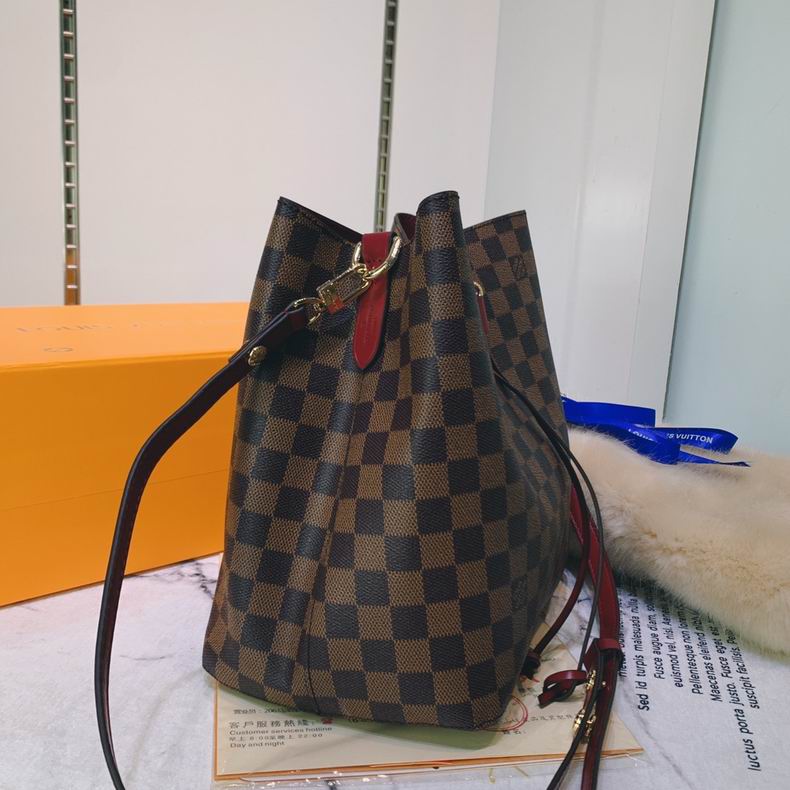 LV Bucket bag M4402206