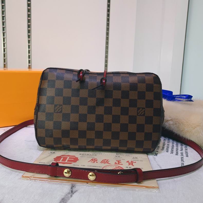 LV Bucket bag M4402206