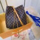 LV Bucket bag M4402208