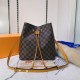 LV Bucket bag M4402208