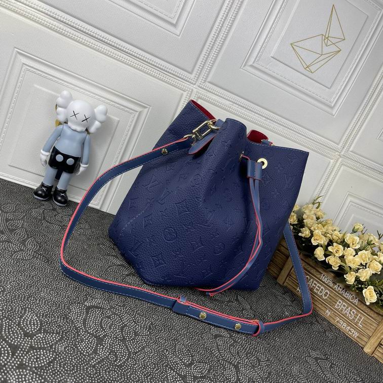 LV BAG Neo M44022 26x22x27cm cs