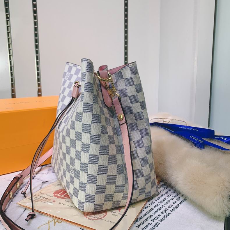 LV Bucket bag M4402209