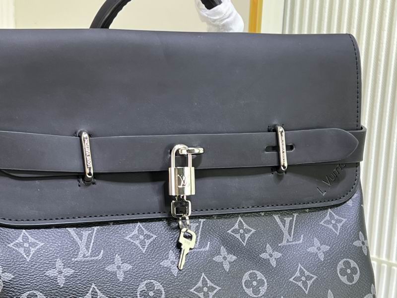 LV Backpack Apollo M44052 45x32x16cm ss