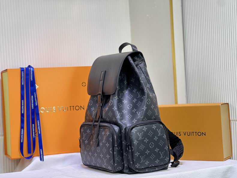 LV Backpack M44658 45x33x22 cm cs