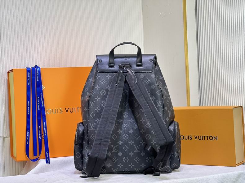 LV Backpack M44658 45x33x22 cm cs