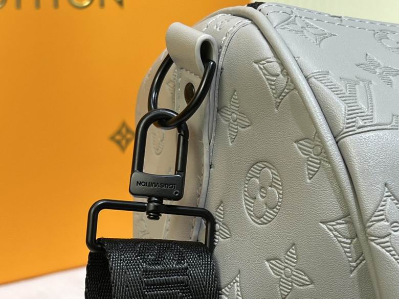 LV Travel bags M44810 50X29X23cm XM