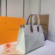 LV BAG Onthego M44933 35x28x15