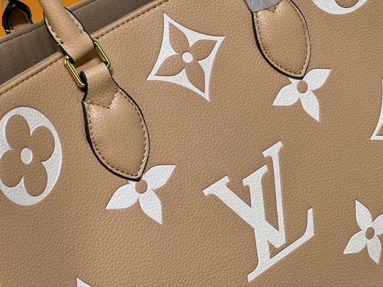 LV BAG OnTheGo M45039 34x16x13cm cs