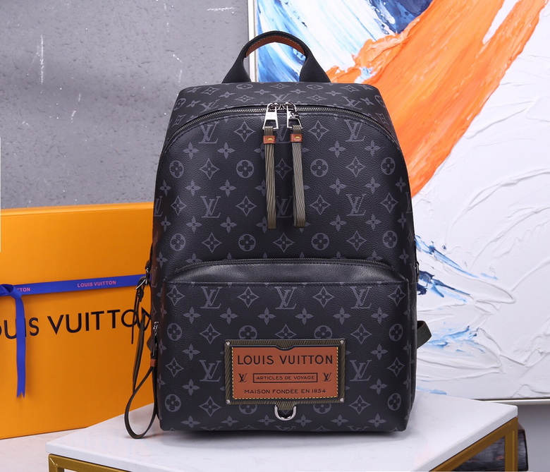 LV Backpack M45218 37X40X20cm WP